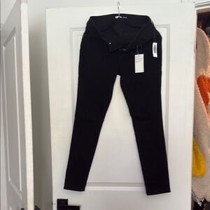 Black Skinny Jeans
